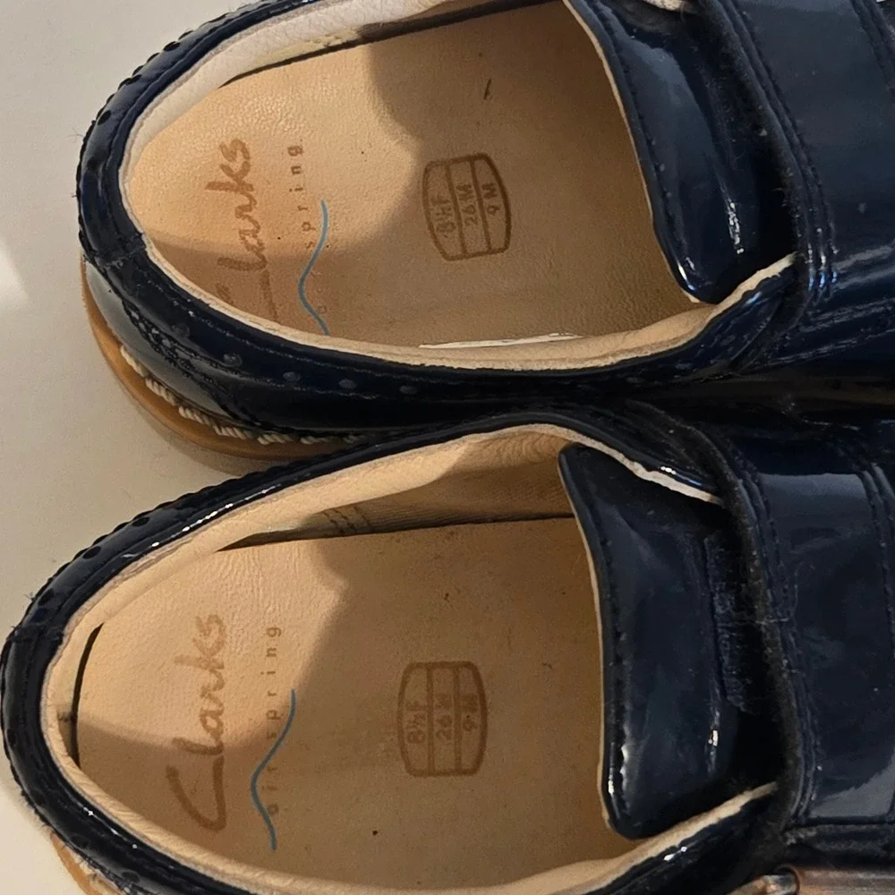 Clarks Kids Navy Patent Leather Wingtip Brogue Monk Strap Shoes Air Spring 9c